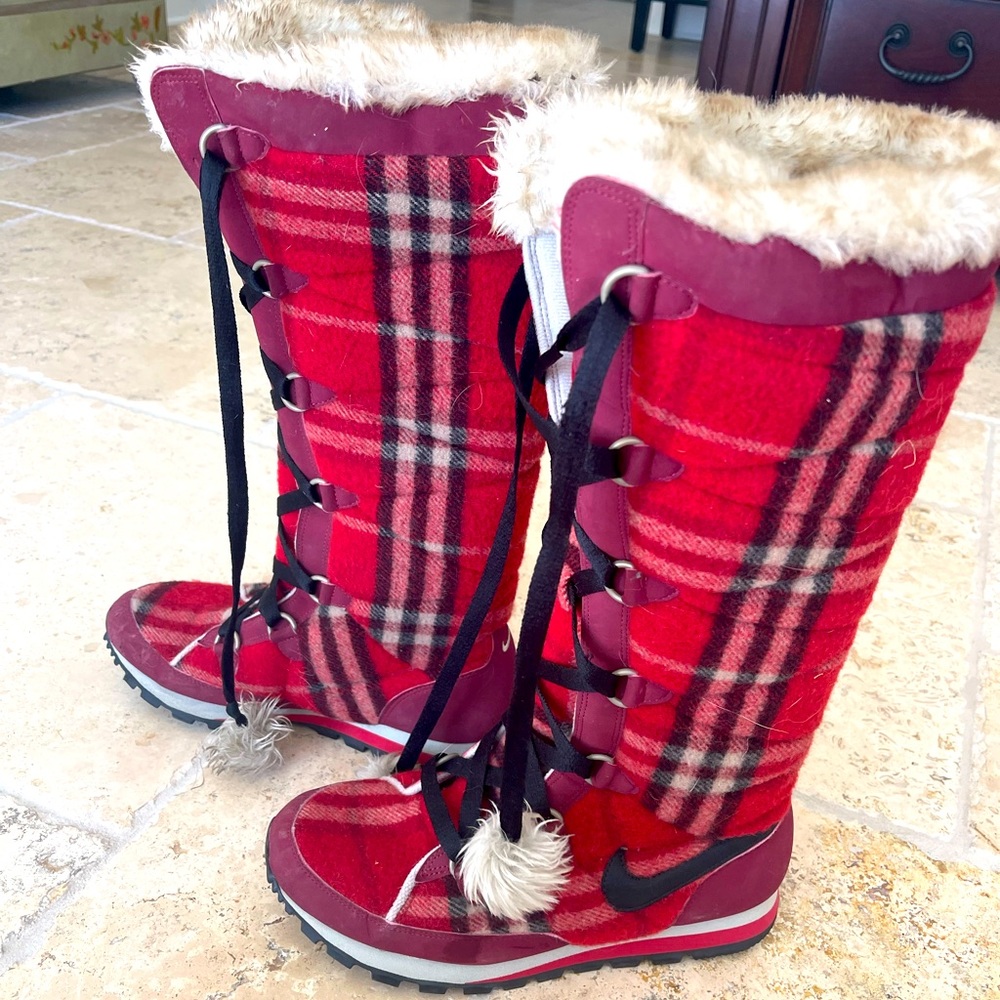 Nike Women's Winter Hi 3 Premium